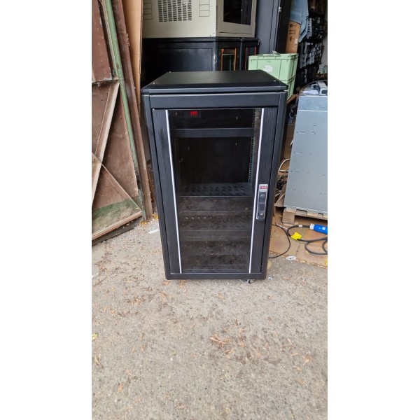 RACK server 600 x 600mm 20U