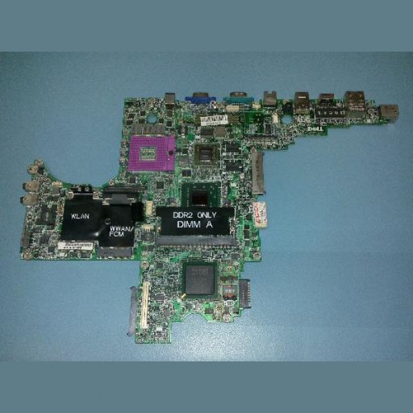 Placa de baza defecta Dell Latitude M4300 (neumblat pe ea)