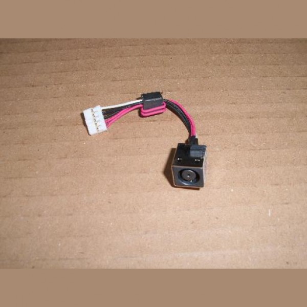 Mufa de alimentare laptop noua DELL INSPIRON 15R 5520 7520 DP/N WX67P