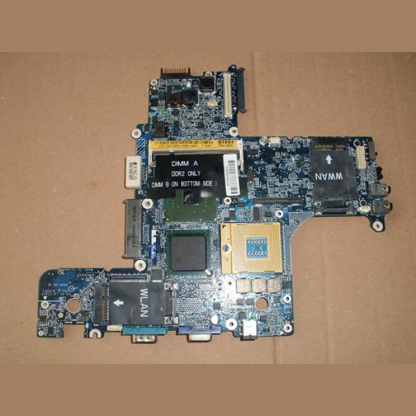 Placa de baza defecta Dell Latitude D630(umblat pe ea)