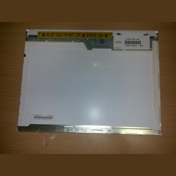 Samsung LTN141XB-L04 14.1" XGA 1024x768 Matte CCFL (are o mica pata in centru)